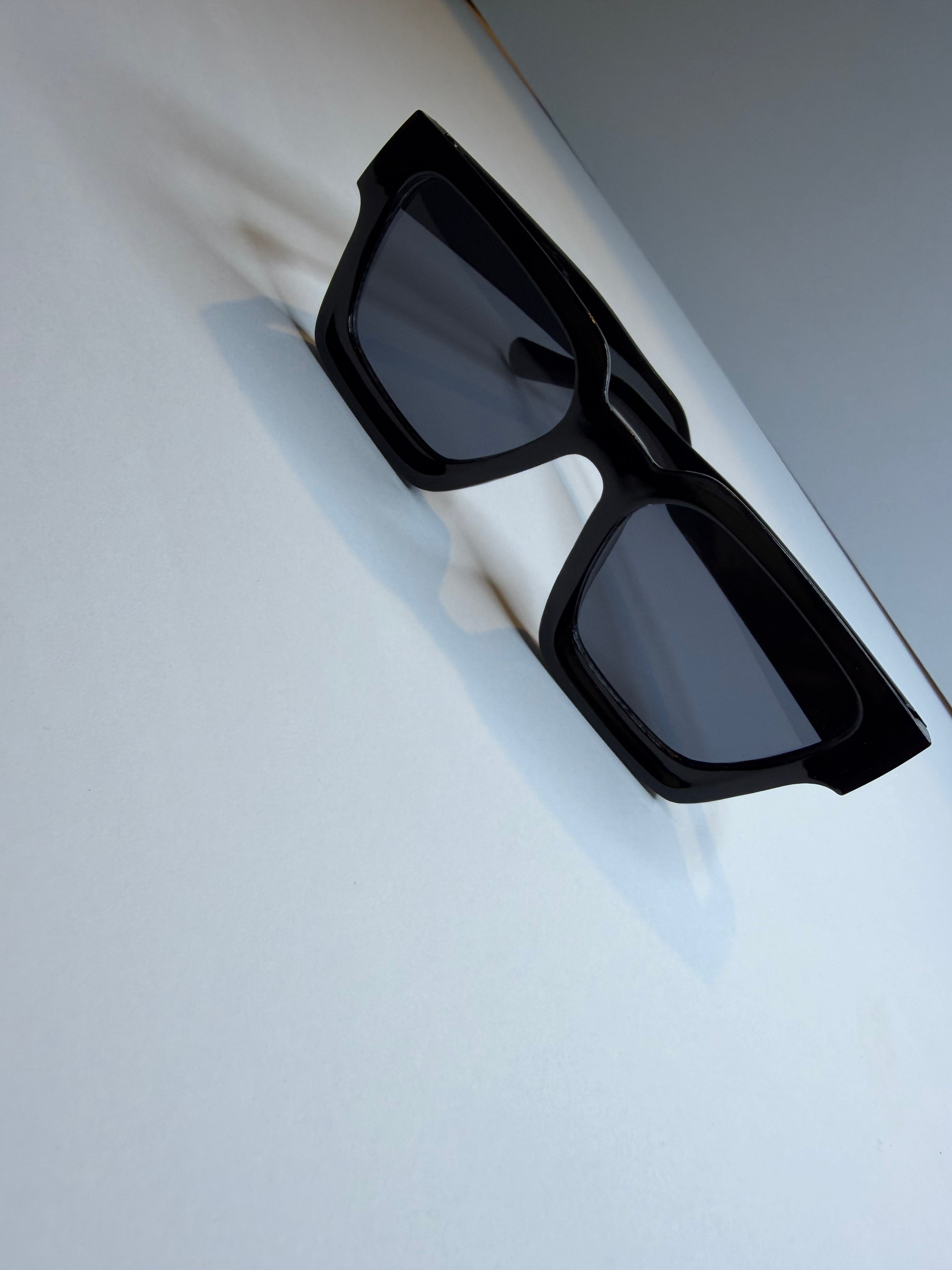 Thick Frame