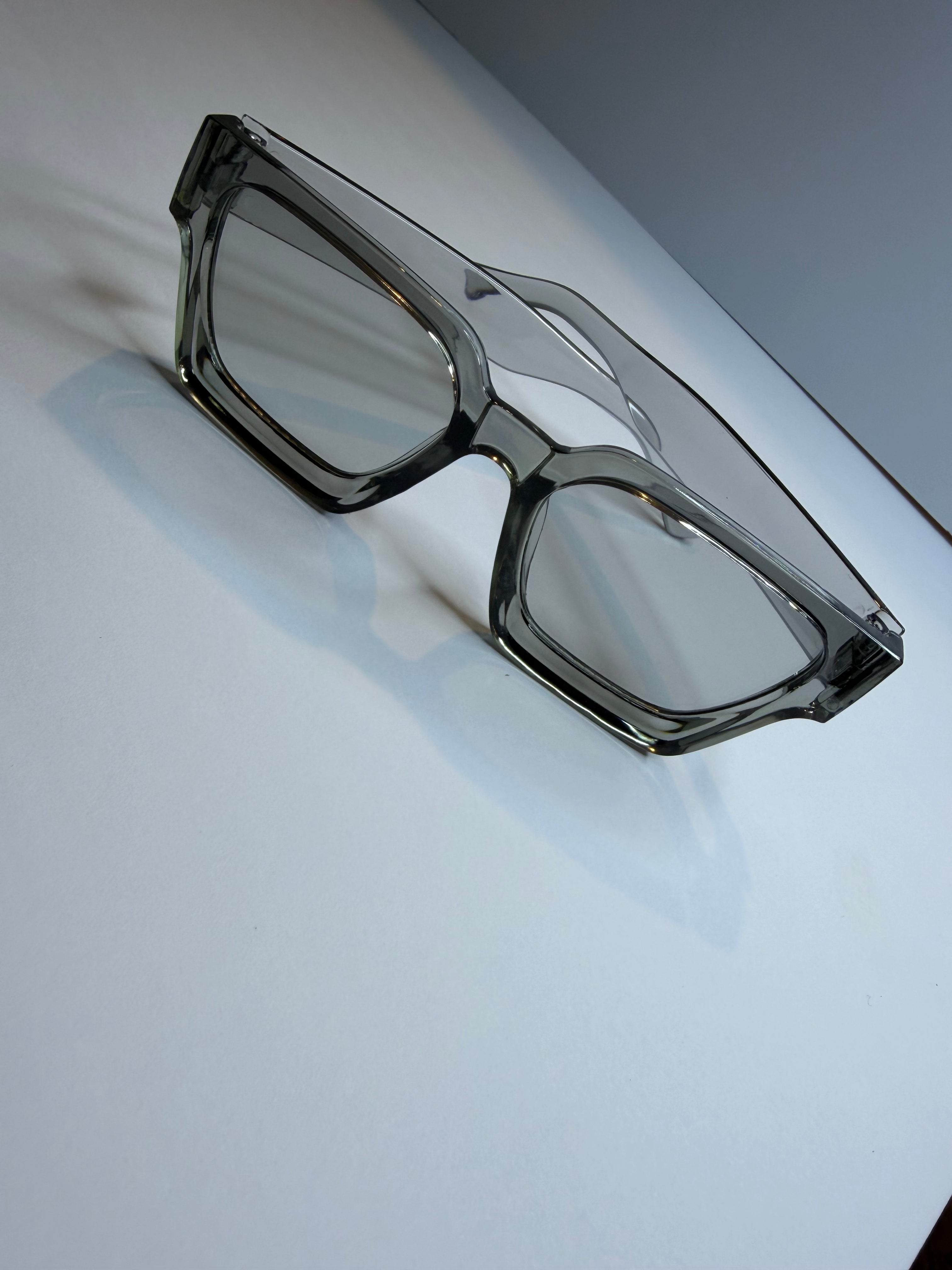Thick Frame