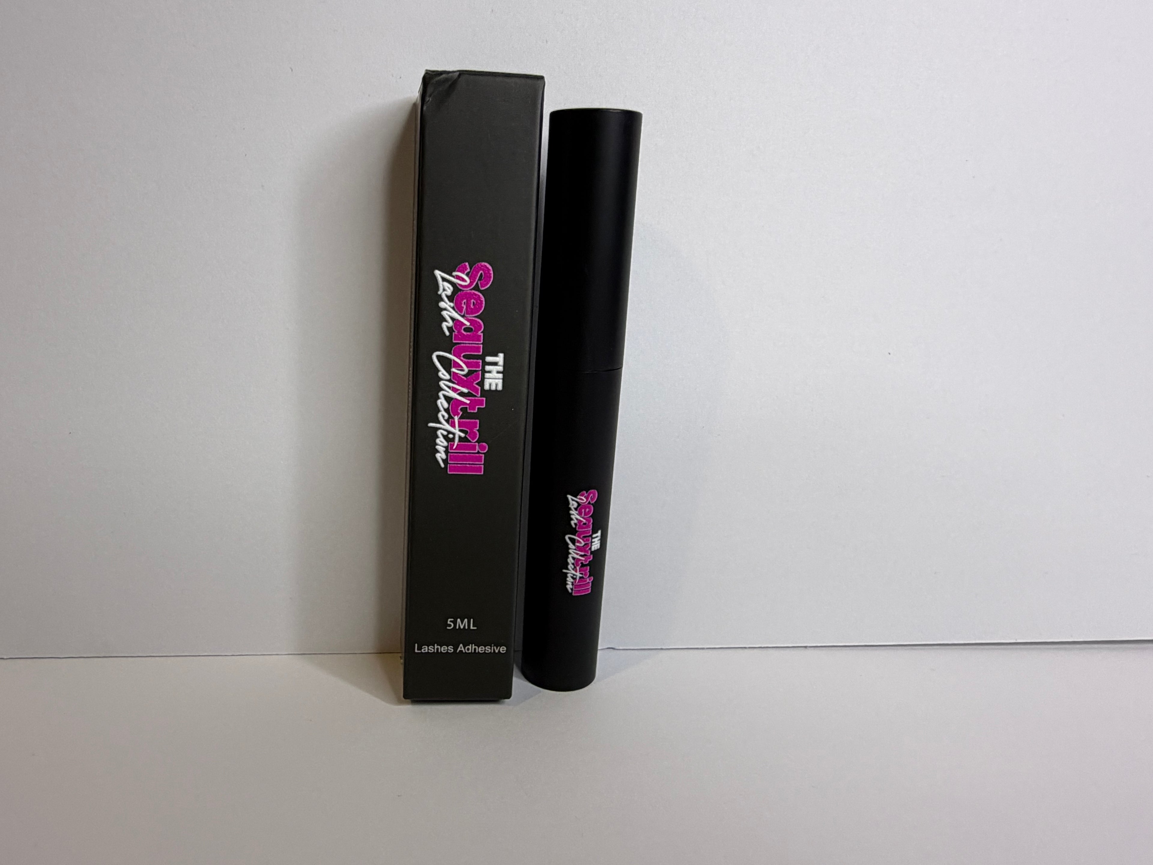 Lash Glue