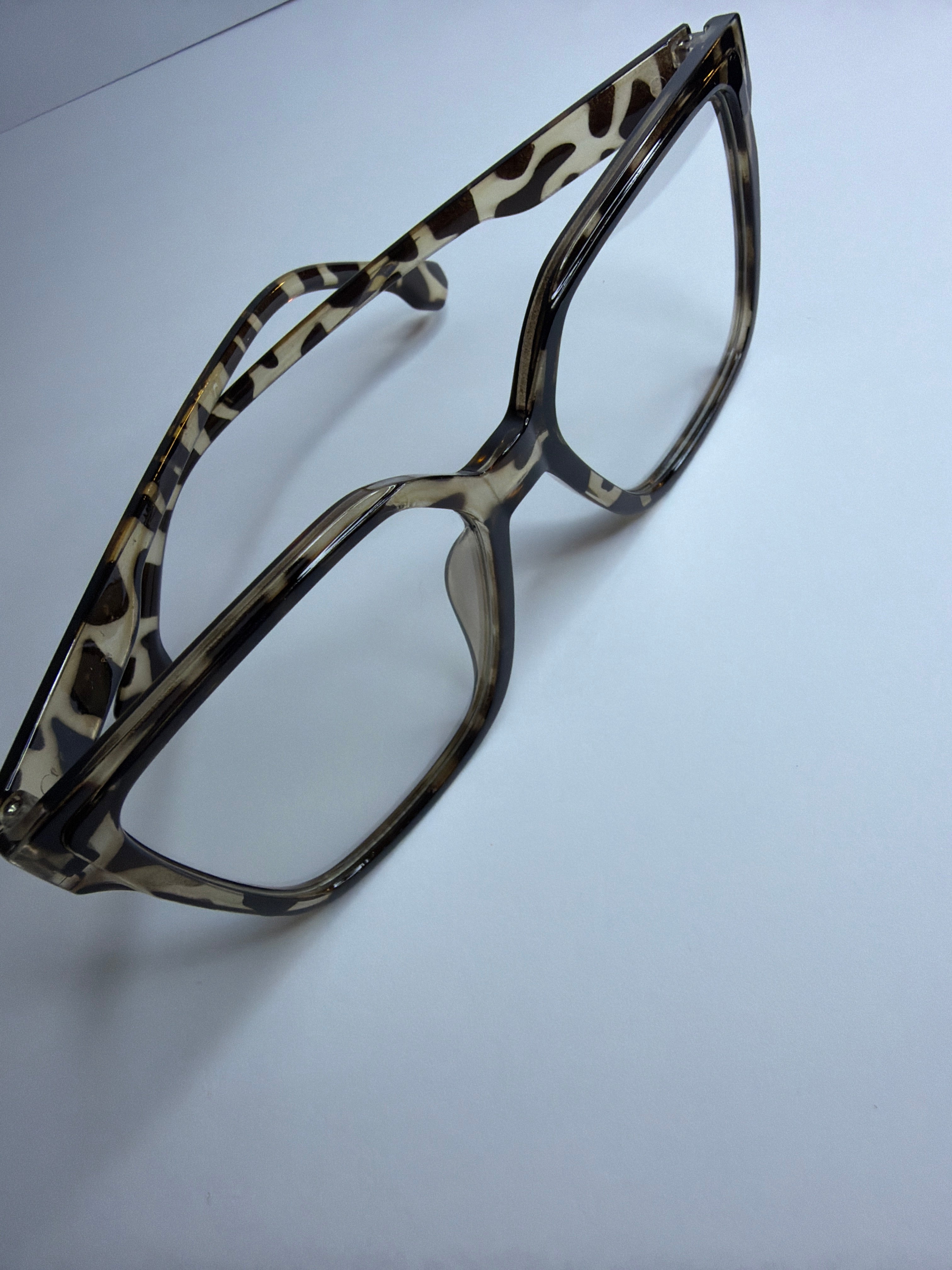 Clear frames